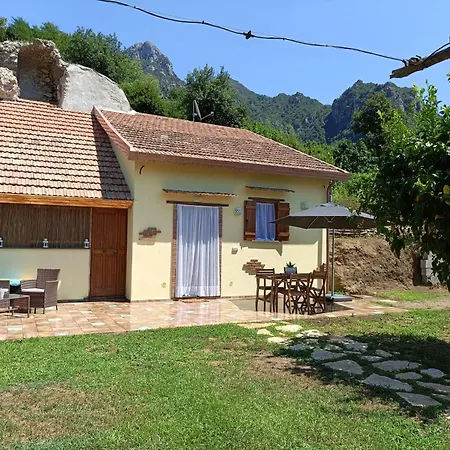 Дом отдыха Capocampo Amalfi Coast Трамонти